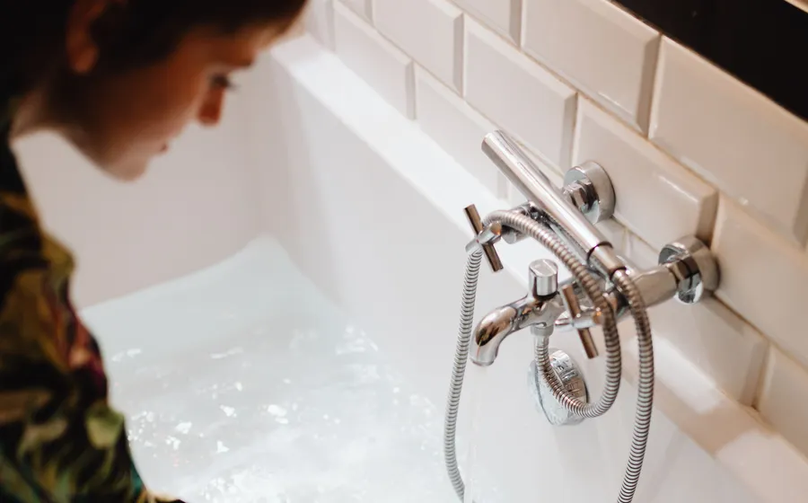 Water filling a bathtub in a Mesa, Arizona home
